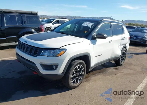 2020 Jeep Compass Trailhawk 4X4 z USA, uszkodzony, nr VIN 3C4NJDDBXLT227709